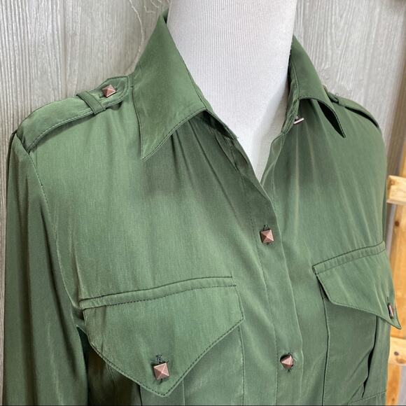 Rock & Republic Silky Army Green Button Up Blouse Size XS - Picture 2 of 6